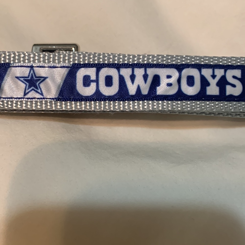 Official Dallas Cowboys dog leash
